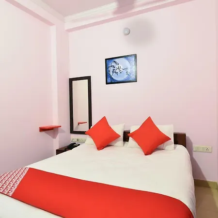 Oyo 40184 Hotel 7 Star Saver